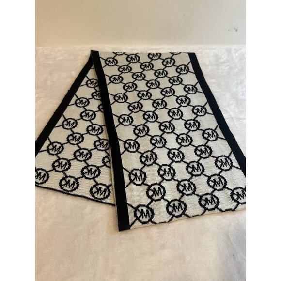 Michael Kors‎ Scarf - Picture 1 of 3